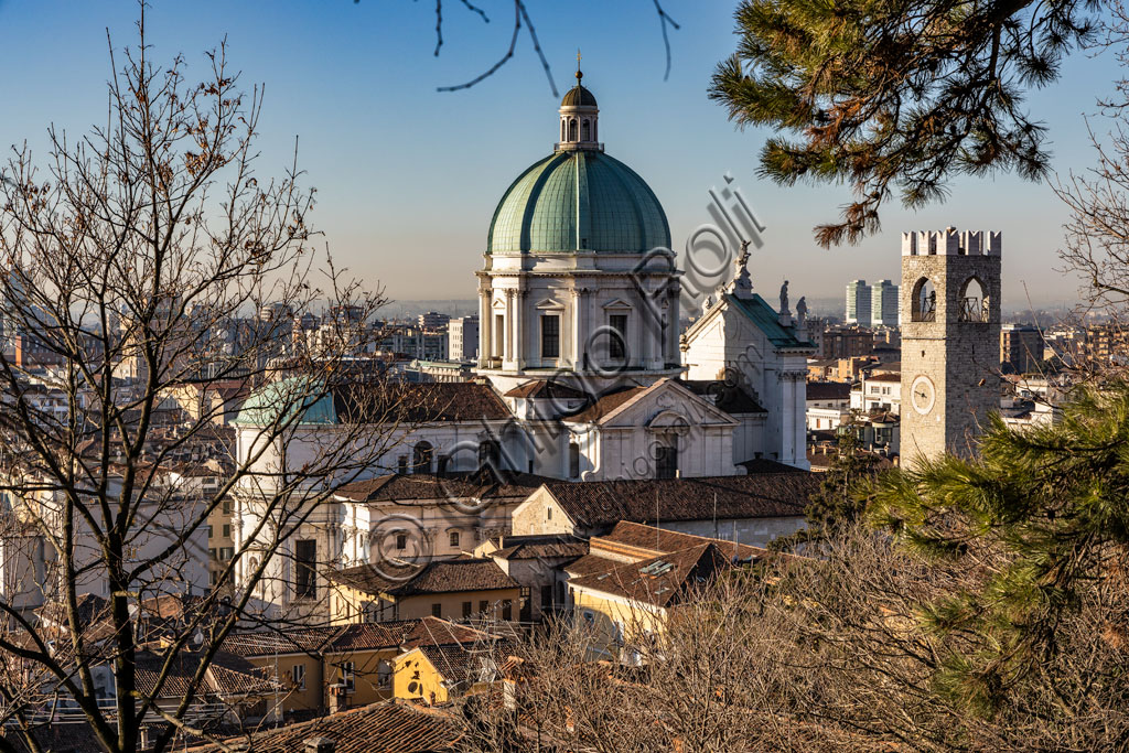 Brescia: view of Brescia from the Castle where the Pégol Tower and the dome of the New Cathedral, in late Baroque style and with the imposing facade of Botticino marble stand out.