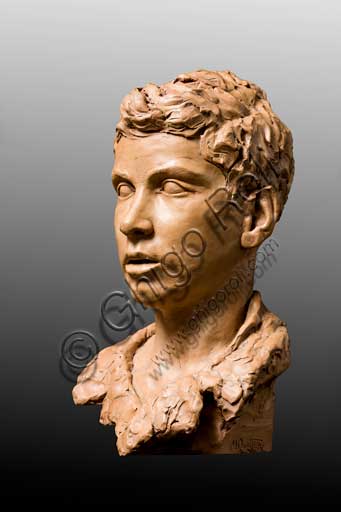 Assicoop - Unipol Collection:   Marino Quartieri (1917 - 2003); "Bust of a Boy"; Terracotta, h. cm. 37.