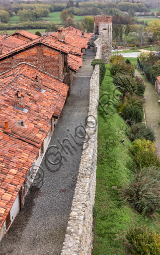 Candelo, Ricetto (fortified structure): view of the Southern walls.