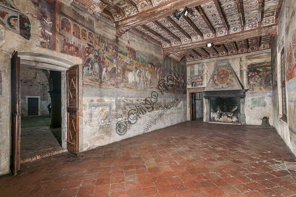 Cavernago, Malpaga Castle or Colleoni Castle, Hall of Honour: cycle of frescoes depicting the visit of Christian I of Denmark to Bartolomeo Colleoni, by Marcello Fogolino, (some historians attribute these frescoes to Romanino), 1474.