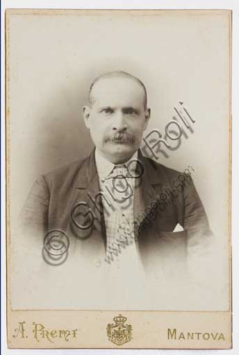 Assicoop - Unipol Collection: photo on a postacard, portraying the painter Albano Lugli (1834 - 1914).