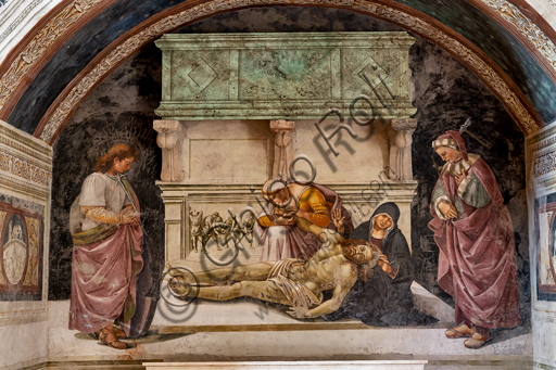  Orvieto,  Basilica Cathedral of Santa Maria Assunta (or Duomo), the interior, Chapel Nova or Chapel of St. Brizio, Chapel of the Holy Bodies: "Lamentation of the Dead Christ" between the two saints of Orvieto (S. Parenzo on the right and S. Faustino on the left), by Luca Signorelli, 1500 - 1504.