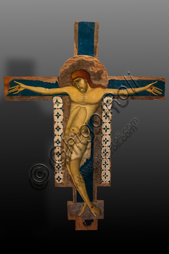 Montefalco, Complesso Museale di San Francesco: "Cristo crocifisso", di pittore spoletino (1280 - 90). Tempera su tavola sagomata.