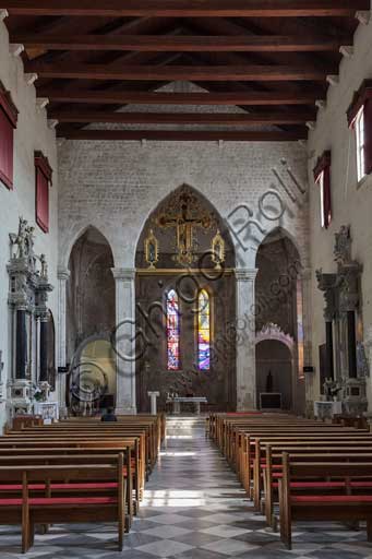   Croatia, Dubrovnik, interior of the church of S. Dominic: in the center the polyptych of the Crucifixion by Paolo Veneziano.