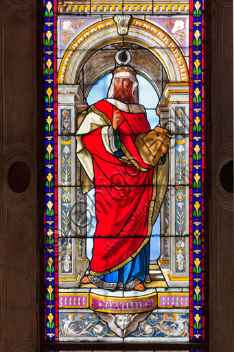 Genova, Duomo (Cattedrale di S. Lorenzo), Cappella di San Giovanni Battista: vetrate di Pompeo Bertini, 1870.Particolare con Re David. 