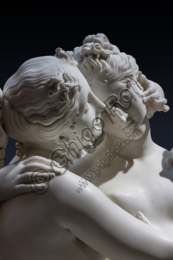  "The three Graces", 1812-17, by Antonio Canova (1757 - 1822), marble statue. Detail of the faces and the embrace.