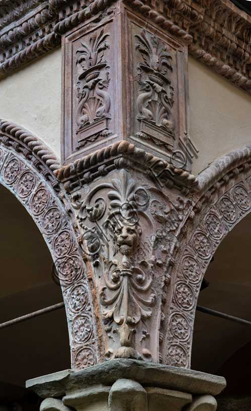 Museo Civico Archeologico di Bologna, cortile: particolare del fregio in terracotta.