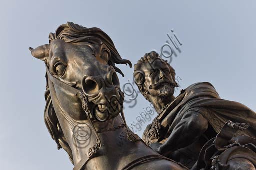 Piacenza, Piazza dei Cavalli (Horses Square): detail of the equestrian monument dedicated to Alexander Farnese, work by Francesco Mochi da Montevarchi, realised between 1612 and 1628.