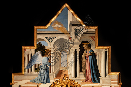  Perugia, National Gallery of Umbria: Polyptych of S. Antonio, by Piero della Francesca, 1467-9, oil on panel. Detail of the Cymatium: Annunciation.