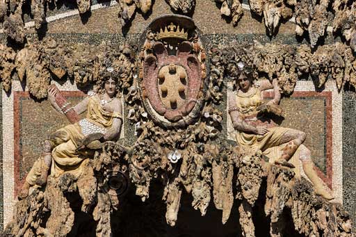   Florence, Boboli Gardens, the Large Grotto or the Buontalenti's Grotto, by Bernardo Buontalenti, realised between 1583 and 1593, on assignment by Francesco I de' Medici: detail of the façade.