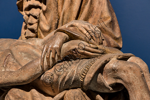 “Vesperbild” (Lamentation), earthenware sculpture, 1420 - 30, from Upper Swabia. Detail of the crossing of the hands.