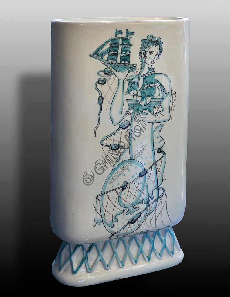 Deruta, Museo Regionale della Ceramica: Vaso, di Nino Strada, XX secolo.