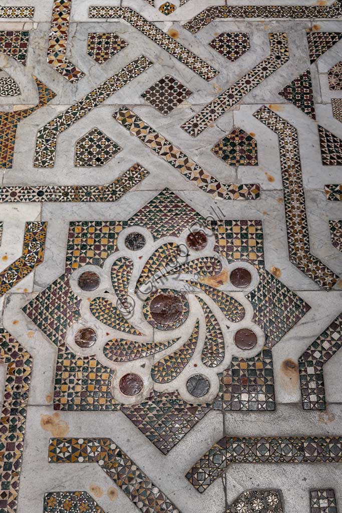  Monreale Cathedral, Northern transept: mosaic floor in opus sectile with geometric motifs. For whatr concerns, the pavement of the cathedral, this sector is the best preserved, almost entirely original: a medieval work dating back to 1177-1183.