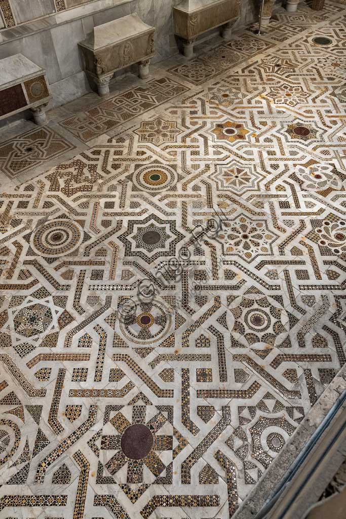  Monreale Cathedral, Northern transept: mosaic floor in opus sectile with geometric motifs. For whatr concerns, the pavement of the cathedral, this sector is the best preserved, almost entirely original: a medieval work dating back to 1177-1183.