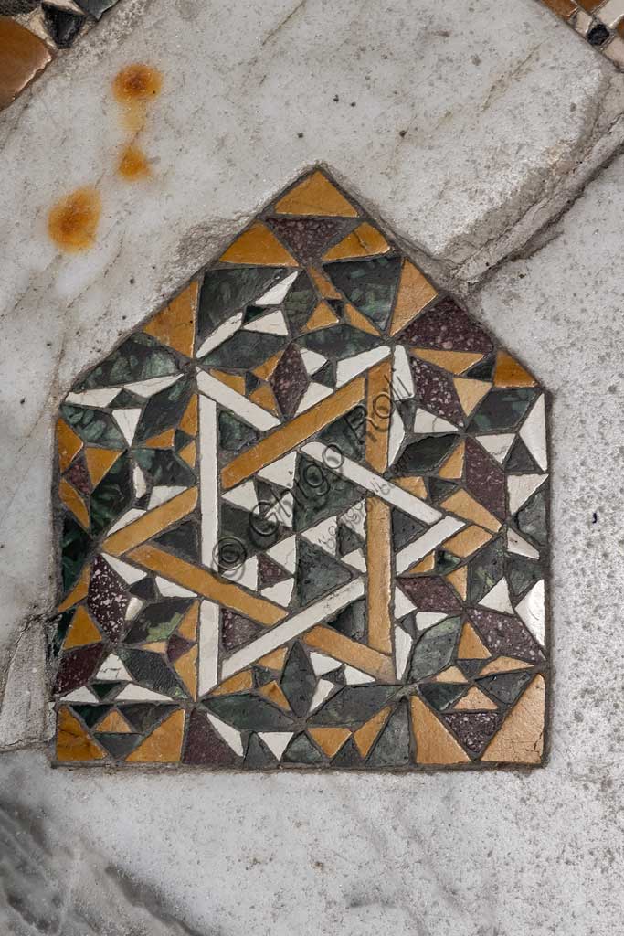  Monreale Cathedral, Northern transept: mosaic floor in opus sectile with geometric motifs. For whatr concerns, the pavement of the cathedral, this sector is the best preserved, almost entirely original: a medieval work dating back to 1177-1183.