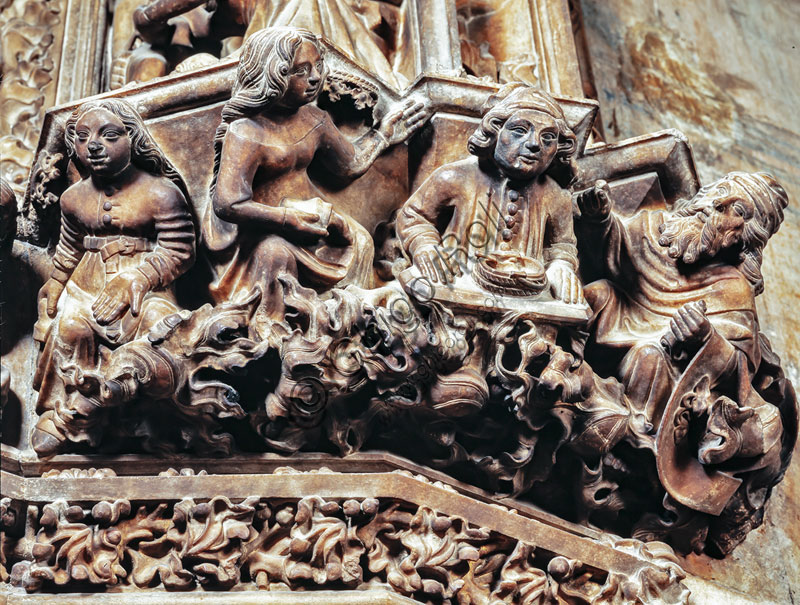  Duomo (the Cathedral): portal of the South sacristy, end XIV century. Detail of the “Mad and Wise Virgins”.