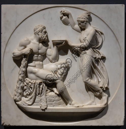 "Ercole riceve da Ebe la bevanda dell'Immortalità", ante 1827, di Bertel Thorvaldsen (1770 - 1844), marmo.