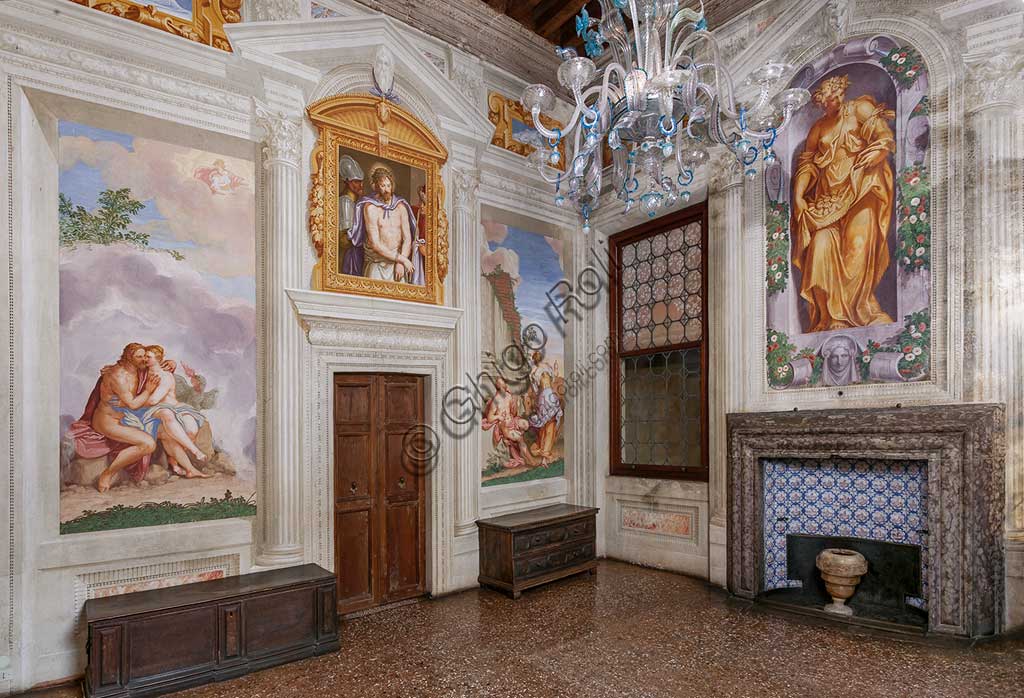 Fanzolo, Villa Emo: view of the room with Jupiter and Io, Ecce Homo, Spring and Autum. Frescoes by Giovanni Battista Zelotti, about 1565.