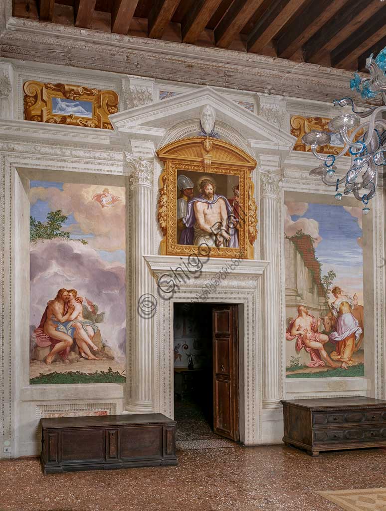 Fanzolo, Villa Emo: veduta della Stanza di Io con Amore tra Giove ed Io,Ecce Homo, Primavera e Autunno. Affreschi di Giovanni Battista Zelotti, ca. 1565.