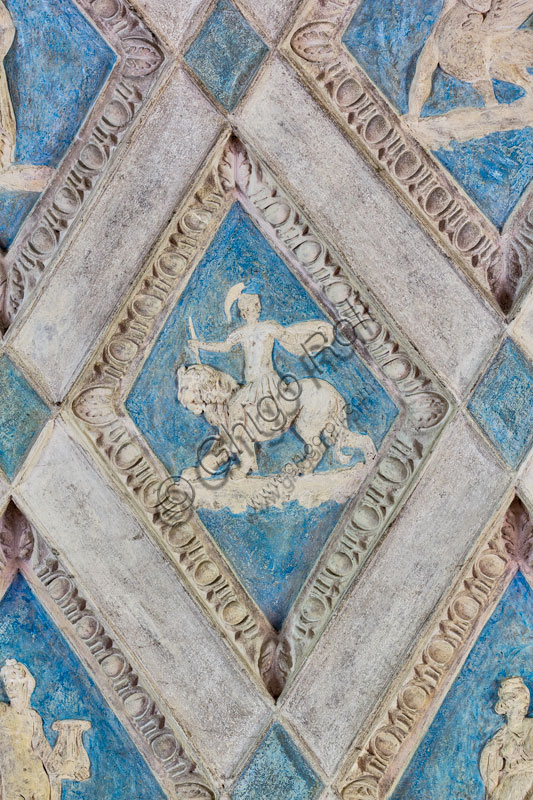  Mantua, Palazzo Te (Gonzaga's summer residence), Camera del Sole e della Luna (Chamber of the Sun and the Moon), the vault:  detail with plaster figure inside a lozenge.