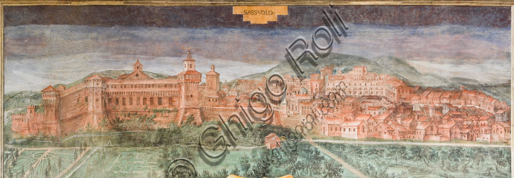 Fiorano modenese, Castello di Spezzano (o Rocca Coccapani), Sala delle Vedute: “Veduta di Sassuolo”, uno degli affreschi realizzati da Cesare Baglione tra il 1595 e il 1596 per celebrare i possedimenti della casata dei Pio.