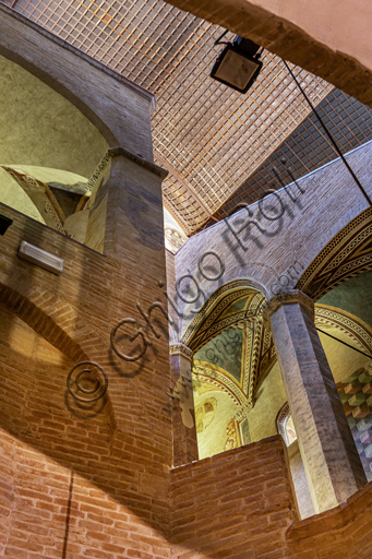  Foligno, Trinci Palace: Gothic stairway, XIII - XIV th century.