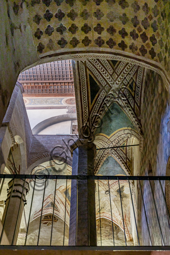 Foligno, Palazzo Trinci: scala gotica, di Maestri muratori, XIII e XIV secolo. 