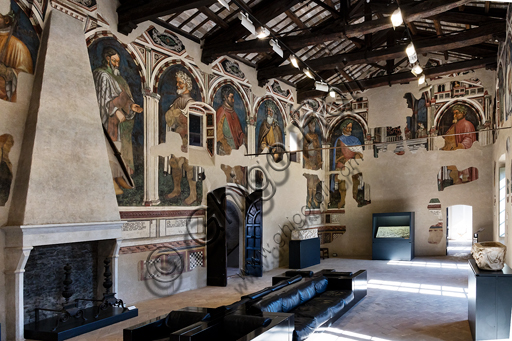  Foligno, Trinci Palace: view of the Hall of Giants (or of the Emperors) characterized by a fragmentary fresco cycle by Gentile da Fabriano and collaborators, datable to 1411-1412.
