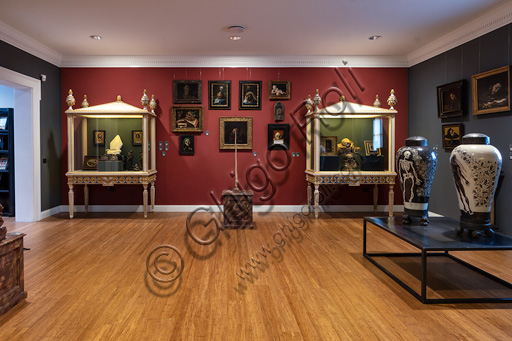 Fontanellato, Labirinto della Masone, Franco Maria Ricci Art Collection: one of the rooms.