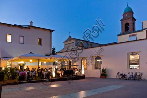 Forlimpopoli, Casa Artusi:Casa Artusi: il cortile con i tavoli del ristorante.