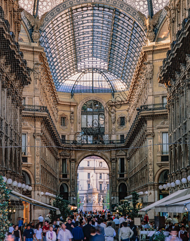 Galleria Vittorio Emanuele II, inaugurata nel 1867.