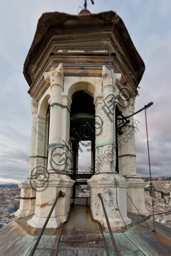 Genova, Duomo (Cattedrale di S. Lorenzo), il campanile: la cella campanaria. 