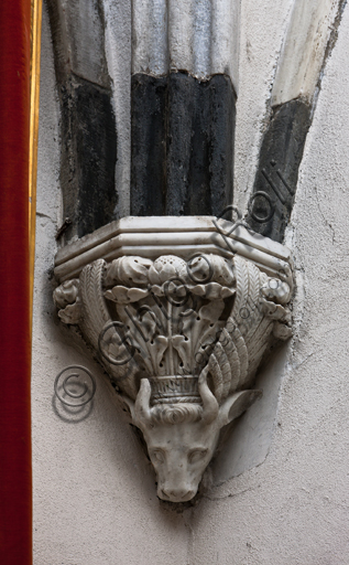 , Genoa, Duomo (St. Lawrence Cathedral), inside, Northern aisle, De Marini Chapel, the vault: "keystone of the North East corner, with the symbol of the evangelist Luke", by Giovanni Gagini, 1452.