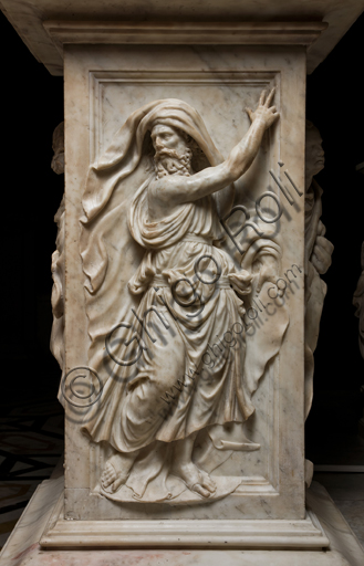 Genoa, Duomo (St. Lawrence Cathedral), Chapel of St. John the Baptist, canopy of the altar: pillar with the figure of a Prophet, marble sculpture by Guglielmo Della Porta, 1531-1537.