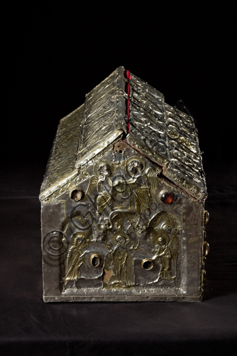   Genoa, Museum of the Treasury of the Cathedral of San Lorenzo: Ark of the Ashes of St. John the Baptist, known as the one of  the Barbarossa. French and Genoa silversmiths; second half of the 12th century; wooden case covered in embossed and chiseled silver sheets, and quartz. The martyrdom scenes are narrated on the front.