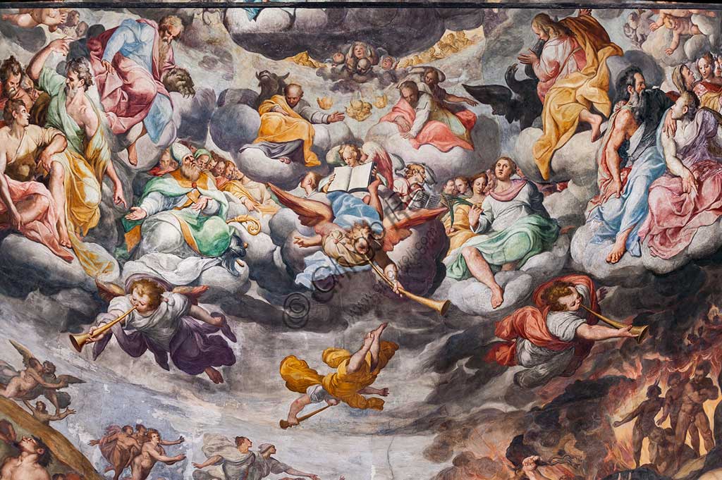 Basilica of St Prospero, the apse: "Finale Judgement", fresco by Camillo Procaccini  (1585 - 1587). Detail with angels playing music.