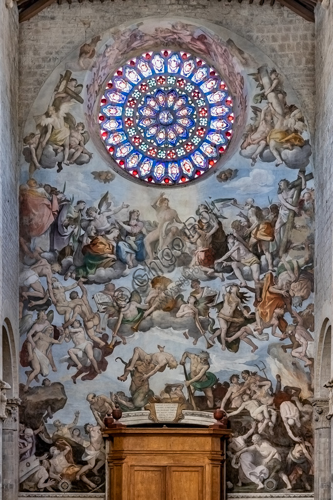  Todi, Cathedral of Santissima Annunziata or Duomo: the Counterfaçade with the fresco "The Last Judgement", by Ferraù Fenzoni known as Ferraù da Faenza, or il Faezone, 1596 and the rose.