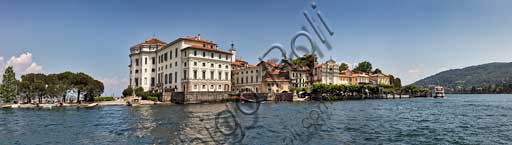   Isola Bella: the Borromeo Palace. On the right hand side, the village with its church. the village and its church.