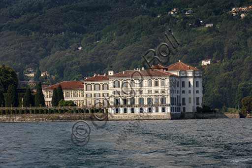 Isola Bella: il Palazzo Borromeo e il suo parco con il giardino all'italiana. 