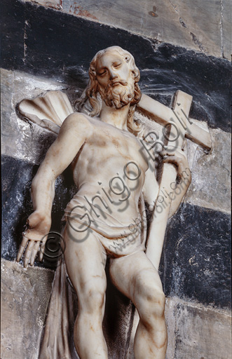 The Piccolomini Library, the exterior marble façade: “Funerary Monument” to Bandini and Germanico Bandini”, by Siena sculptors of the XVI century. Detail of the Risen Christ.