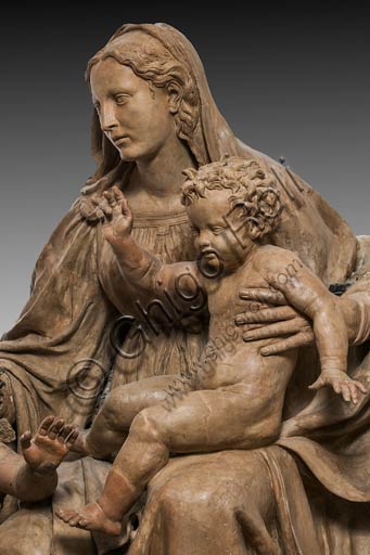 Modena, Museo Civico d'Arte: "Madonna col Bambino e San Giovannino" detta "Madonna di Piazza", di Antonio Begarelli (1499-1565). Particolare.