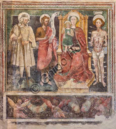 Bergamo, Città alta, Church of S. Michele al Pozzo Bianco, nave, right wall: "Madonna del Rosario and Saints", by Enea Salmeggia.