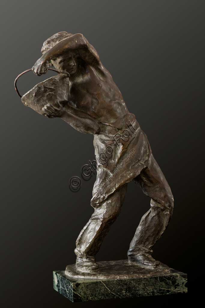 Assicoop - Unipol Collection: Ivo Soli (1898 - 1976), "Manual Labourer", bronze, h. cm 67.