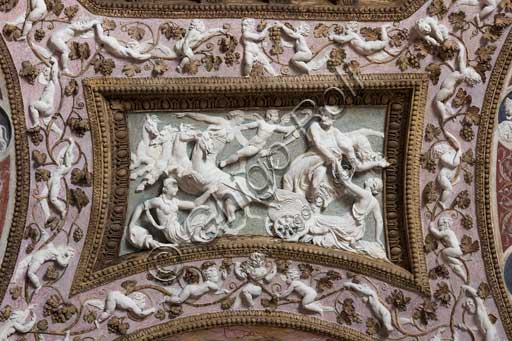 Mantua, Palazzo Te (Gonzaga's Summer residence): Camera delle Aquile (the Chamber of the Eagles) or Phaeton's Chamber (Federico Gonzaga's private room): plaster bas-relief by Francesco Primatccio, representing Neptune who kidnaps Amphitrite.