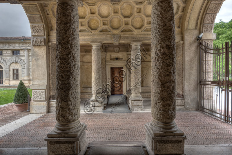 Mantua, Palazzo Te (Gonzaga's Summer residence): the entrance atrium (hall).