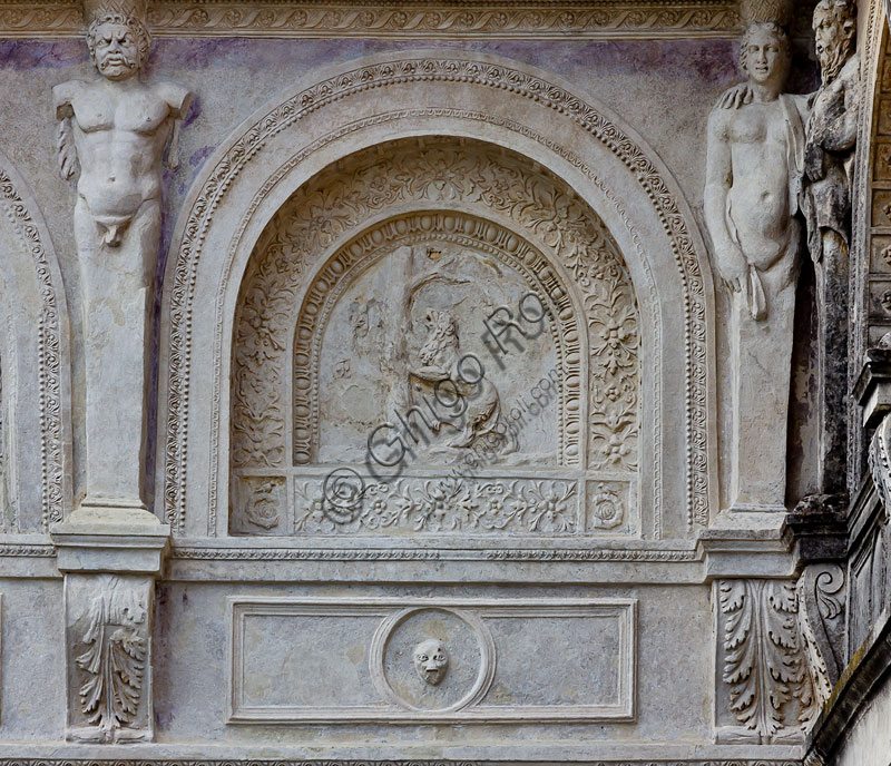 Mantua, Palazzo Te (Gonzaga's Summer residence), Loggia of the Secret Garden: one of the recesses on the façade over the lodge which represent one Aesop's fable.