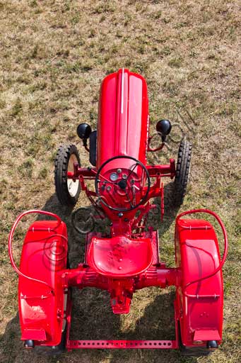 Old Tractor. Detail.Make: PorscheModel: JuniorYear: 1962Fuel: Diesel oilNumber of Cylinders: 1Displacement: 1.600 ccHorse Power: 15 HPCharacteristics: