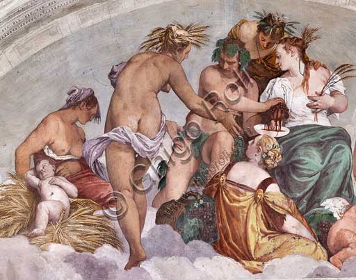 Maser, Villa Barbaro, Sala dell'Olimpo,  parete Nord, lunetta sopra la porta del giardino: allegorie dell' Estate e dell' Autunno (Bacco e Cerere).  Affreschi del Veronese (Paolo Caliari), 1560 - 1561.