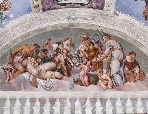 Maser, Villa Barbaro, Sala dell'Olimpo,  parete Sud, lunetta sopra la porta della Crociera: allegorie dell' Inverno  e della Primavera (Vulcano e Venere). Affreschi del Veronese (Paolo Caliari), 1560 - 1561.