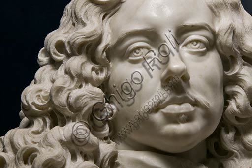  Modena, Galleria Estense: Marble bust  of Francesco I d'Este, by Gian Lorenzo Bernini (1598 - 1680). Detail.